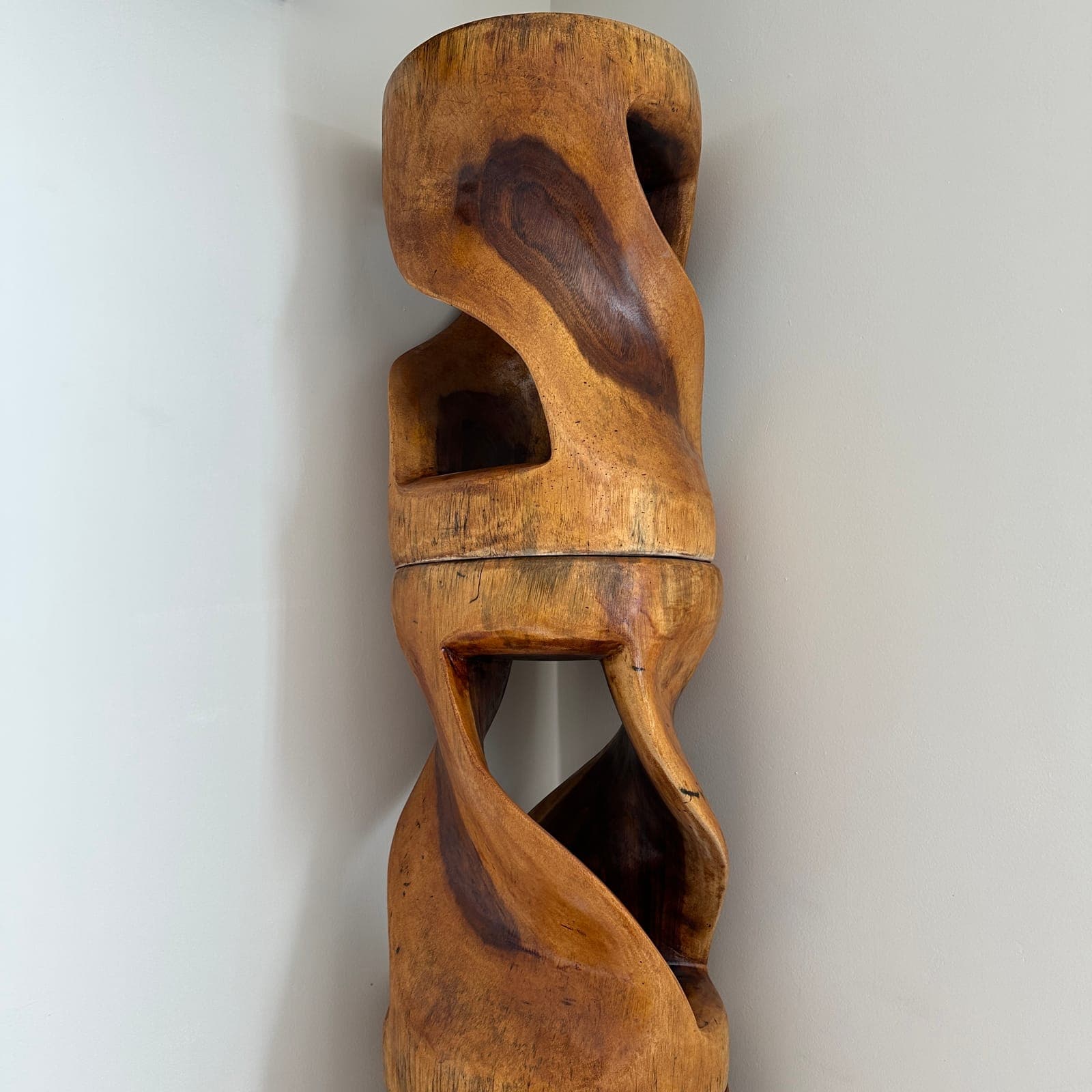 Columna Yaxche
