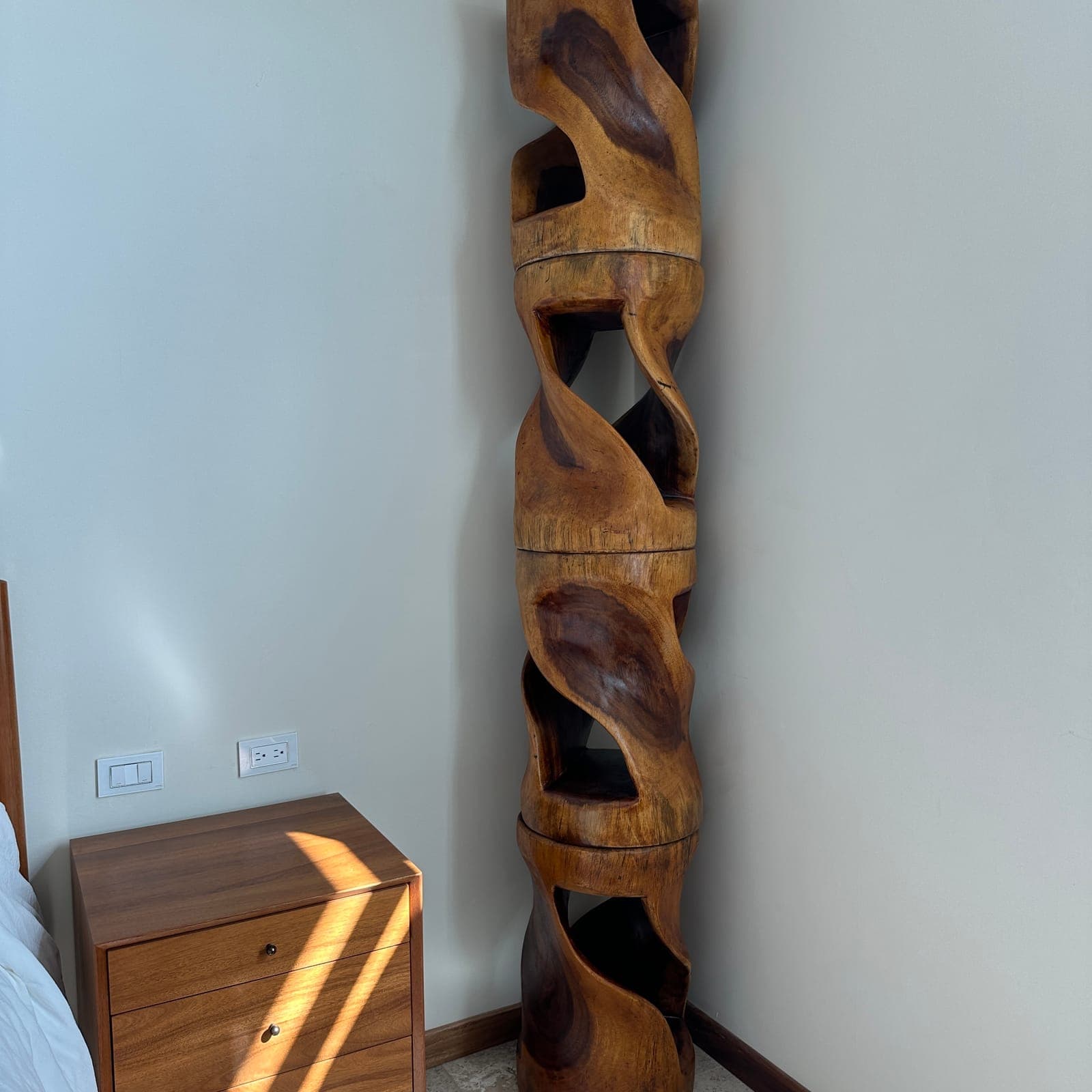 Columna Yaxche